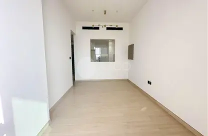 Empty Room image for: Apartment - 2 Bedrooms - 2 Bathrooms for rent in Binghatti Crest - Jumeirah Village Circle - Dubai, Image 1 Empty Room image for: Apartment - 2 Bedrooms - 2 Bathrooms for rent in Binghatti Crest - Jumeirah Village Circle - Dubai, Image 1
