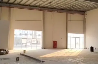 مستودع - استوديو - 1 حمام للايجار في أم الثعوب - أم القيوين