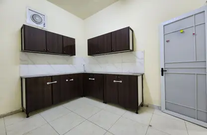 فيلا - غرفة نوم - 1 حمام للايجار في مدينة محمد بن زايد - أبوظبي