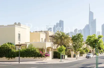 Villa - 5 Bedrooms for sale in Meadows 1 - Meadows - Dubai