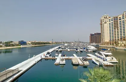 Apartment - 1 Bathroom for sale in Palm Views East - Palm Views - Palm Jumeirah - Dubai