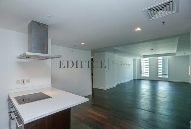 Mid Floor | DIFC /SZR view | Only Apt on the floor