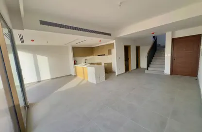 تاون هاوس - 3 غرف نوم - 4 حمامات للايجار في لا فايوليتا 2 - لا فيوليتا - فيلا نوفا - دبي لاند - دبي