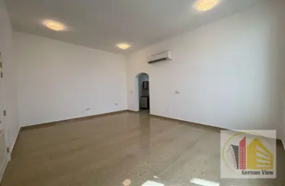 شقة - 1 حمام للايجار في مدينة الرياض - أبوظبي