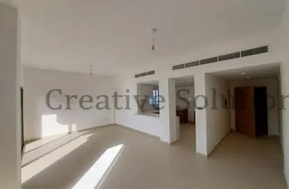 Apartment - 2 Bedrooms - 2 Bathrooms for rent in The Gardens Buildings - The Gardens - Dubai