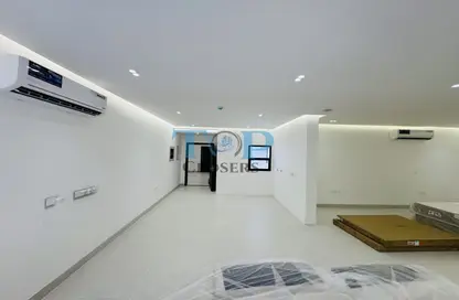 Apartment - 3 Bedrooms - 3 Bathrooms for rent in Al Mraijeb - Al Jimi - Al Ain