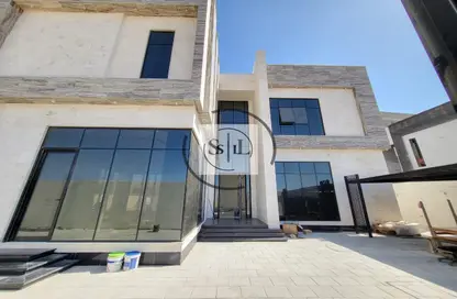 Villa - 5 Bedrooms - 7 Bathrooms for rent in Al Warsan 4 - Al Warsan - Dubai