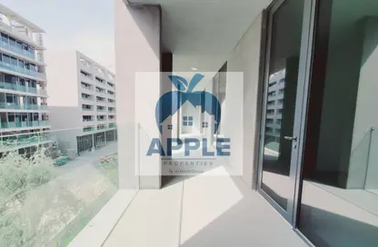 Apartment - 2 Bedrooms - 3 Bathrooms for rent in Tiraz 3 - Aljada - Sharjah