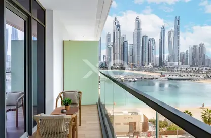 Apartment - 1 Bedroom - 1 Bathroom for sale in Marina Vista - EMAAR Beachfront - Dubai Harbour - Dubai