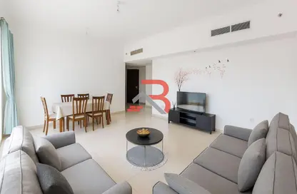 شقة - 2 غرف نوم - 2 حمامات للايجار في V3 - (JLT) مجمع V - أبراج بحيرات الجميرا - دبي