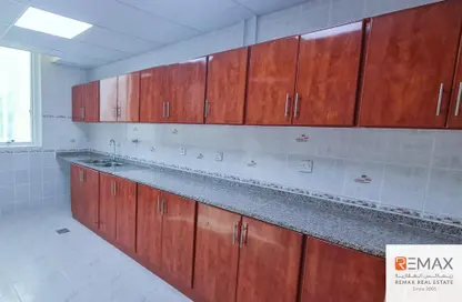 شقة - 3 غرف نوم - 3 حمامات للايجار في الدانه - أبوظبي