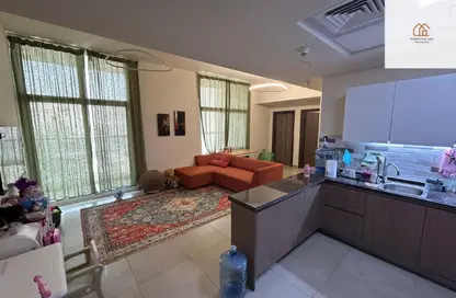 شقة - 2 غرف نوم - 2 حمامات للبيع في عزيزي بلازا - الفرجان - دبي