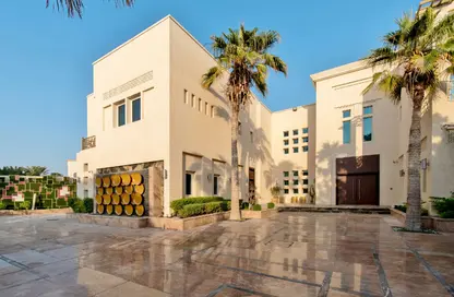 Villa - 5 Bedrooms - 6 Bathrooms for rent in Sector P - Emirates Hills - Dubai
