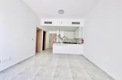 Apartment - 1 Bedroom - 2 Bathrooms for rent in Al Warsan 4 - Al Warsan - Dubai