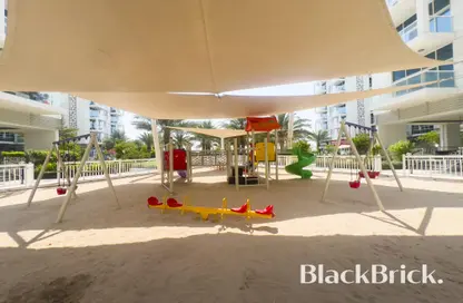 Apartment - 2 Bedrooms - 2 Bathrooms for rent in Glitz 3 - Glitz - Dubai Studio City - Dubai