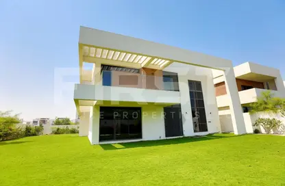 Villa - 5 Bedrooms - 6 Bathrooms for sale in West Yas - Yas Island - Abu Dhabi