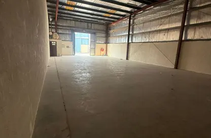 مستودع - استوديو - 1 حمام للايجار في 18 المنطقة الصناعية رقم - المنطقة الصناعية بالشارقة - الشارقة