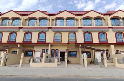Townhouse - 2 Bedrooms - 3 Bathrooms for rent in Al Zaheya Gardens - Al Zahya - Ajman