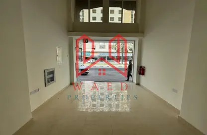 Shop - Studio - 1 Bathroom for rent in Al Majaz 2 - Al Majaz - Sharjah