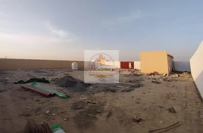 Warehouse - Studio - 1 Bathroom for rent in Al Jlail - Al Sajaa - Sharjah