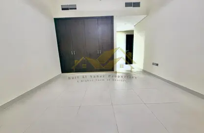 Apartment - 1 Bedroom - 2 Bathrooms for rent in Jumeirah Garden City - Al Satwa - Dubai