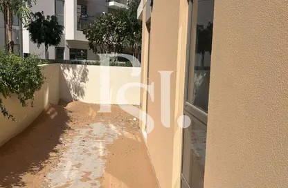 شقة - غرفة نوم - 2 حمامات للبيع في أبتاون الزاهية - الزاهية - تجارية مويلح - الشارقة