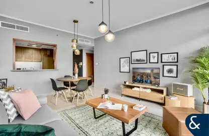 Apartment - 1 Bedroom - 1 Bathroom for rent in The Links Canal Apartments - The Links - The Views - Dubai