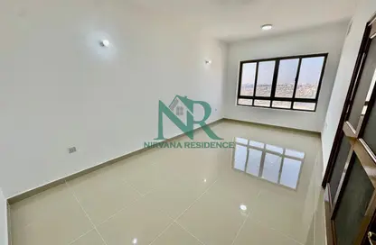 شقة - غرفة نوم - 2 حمامات للايجار في شارع المطار - أبوظبي