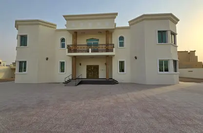 فيلا - 5 غرف نوم - 7 حمامات للبيع في الرحمانية - الشارقة