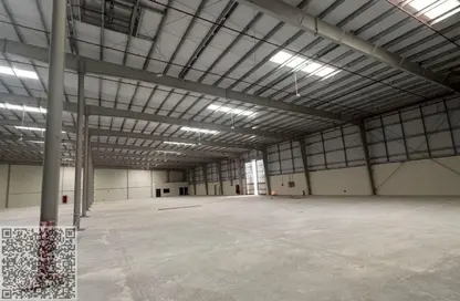 مستودع - استوديو - 8 حمامات للايجار في المنطقة الصناعية 2 - منطقة الإمارات الصناعية الحديثة - أم القيوين