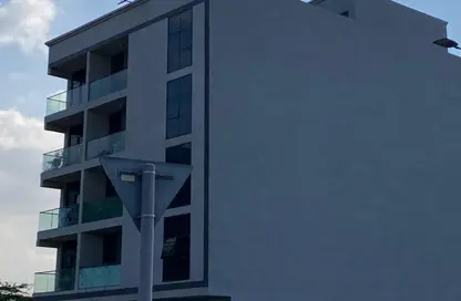عمارة بالكامل - استوديو للبيع في تجارية مويلح - الشارقة