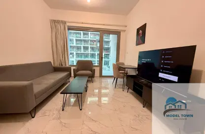 Apartment - Studio - 1 Bathroom for rent in Oasis 1 - Oasis Residences - Masdar City - Abu Dhabi