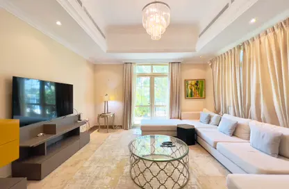 Villa - 4 Bedrooms - 5 Bathrooms for rent in Entertainment Foyer - Mediterranean Clusters - Jumeirah Islands - Dubai