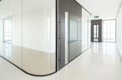 Office Space - Studio - 1 Bathroom for rent in Marina Plaza - Dubai Marina - Dubai