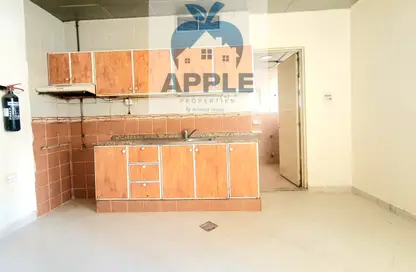 Apartment - Studio - 1 Bathroom for rent in Muwailih Building - Muwaileh - Sharjah