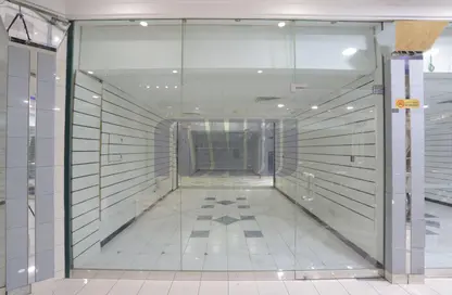 Shop - Studio for rent in Al Salam Centre - Naif - Deira - Dubai