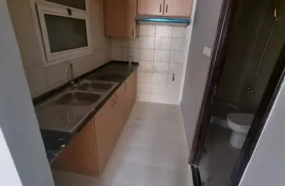 Apartment - 2 Bedrooms - 2 Bathrooms for rent in Al Naba'ah - Al Sharq - Sharjah