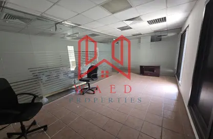 Office Space - Studio - 1 Bathroom for rent in Al Khabisi - Deira - Dubai