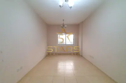 Apartment - 1 Bedroom - 1 Bathroom for sale in Mazaya 15 - Queue Point - Dubai Land - Dubai