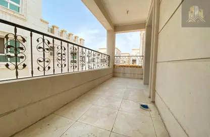 شقة - 3 غرف نوم - 3 حمامات للايجار في فيلات مدينة خليفة آيه - مدينة خليفة أ - مدينة خليفة - أبوظبي