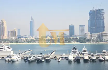 Apartment - 1 Bedroom - 1 Bathroom for rent in Grand Bleu Tower 1 - EMAAR Beachfront - Dubai Harbour - Dubai