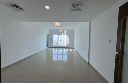 Apartment - 2 Bedrooms - 3 Bathrooms for rent in Al Mamzar - Al Mamzar - Sharjah - Sharjah