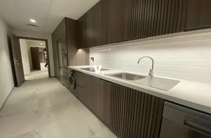 Apartment - 2 Bedrooms - 3 Bathrooms for rent in Al Manal Tower - Sheikh Zayed Road - Dubai