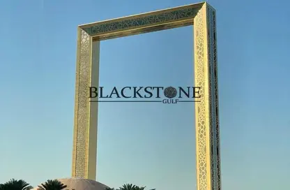 متجر - استوديو - 2 حمامات للايجار في بناية شيخ حمدان - الكرامة - دبي