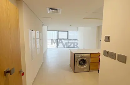 شقة - 2 غرف نوم - 2 حمامات للايجار في راديانت سكوير - مدينة الأضواء - جزيرة الريم - أبوظبي