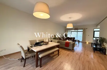 Apartment - 2 Bedrooms - 2 Bathrooms for rent in Al Ghaf 4 - Al Ghaf - Greens - Dubai