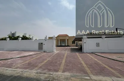 فيلا - 4 غرف نوم - 5 حمامات للايجار في فلل البرشاء 2 - البرشاء 2 - البرشاء - دبي فيلا - 4 غرف نوم - 5 حمامات للايجار في فلل البرشاء 2 - البرشاء 2 - البرشاء - دبي