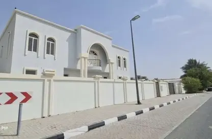 فيلا - 8 غرف نوم - 8 حمامات للبيع في مغيدر - الشارقة