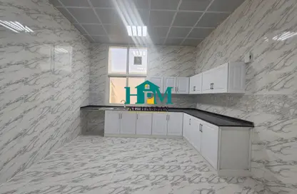 شقة - 2 غرف نوم - 3 حمامات للايجار في مدينة الرياض - أبوظبي شقة - 2 غرف نوم - 3 حمامات للايجار في مدينة الرياض - أبوظبي