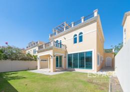 Villa - 4 bedrooms - 4 bathrooms for rent in Legacy Nova Villas - Jumeirah Park - Dubai